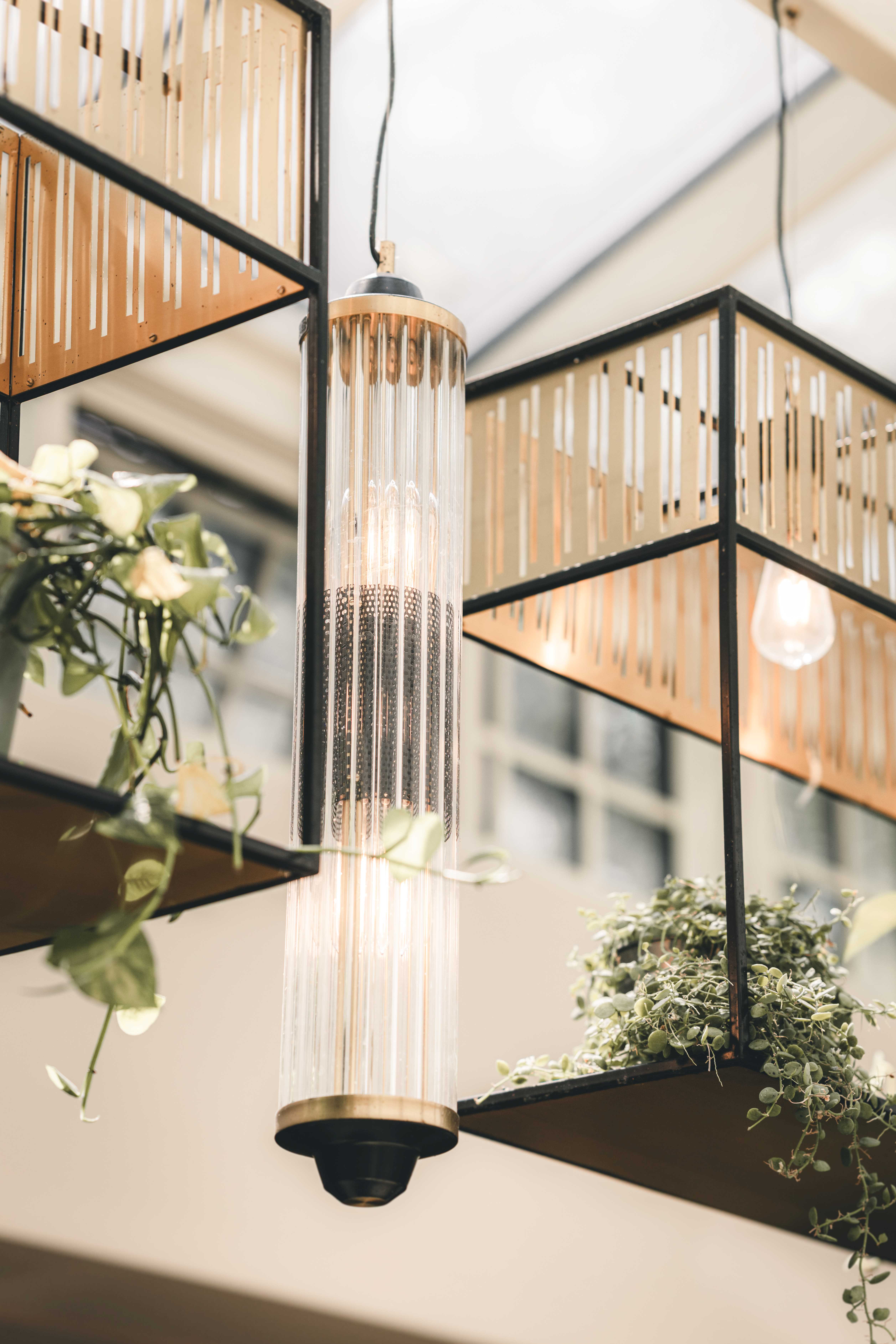 Hochzeitsreportage einer standesamtlichen trauung in Leipzig mit anschließender Feier im Glashaus im Calra-Zetkin-Park, Hochzeitsfotografin aus Leipzig